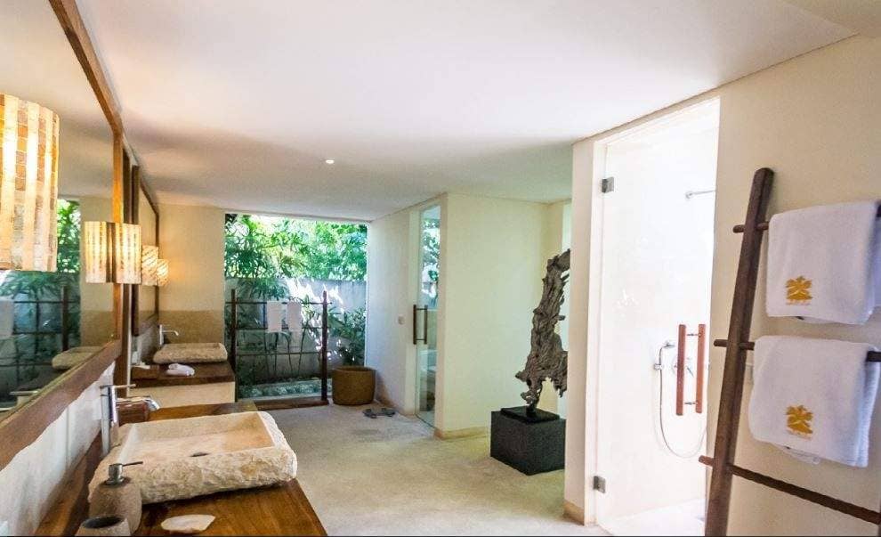 Rent villa Eliza, Indonesia, Bali, Seminjak | Villacarte