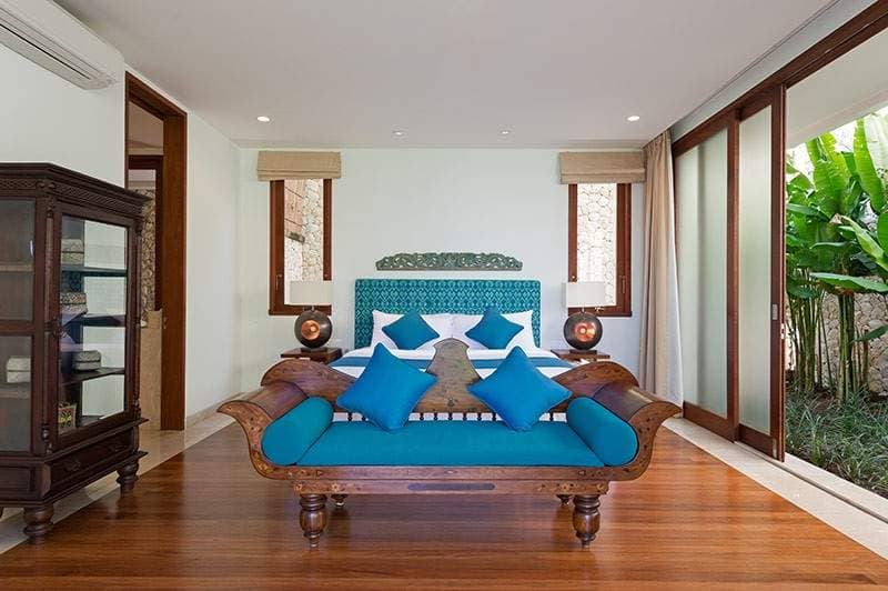 Rent villa Constance, Indonesia, Bali, Uluvatu | Villacarte