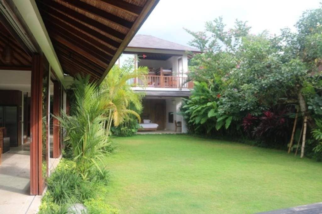 Rent villa Rosalind, Indonesia, Bali, Djimbaran | Villacarte