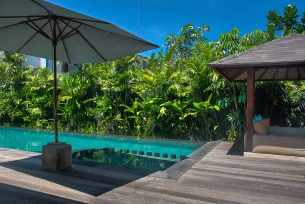 Rent villa Rosalind, Indonesia, Bali, Djimbaran | Villacarte