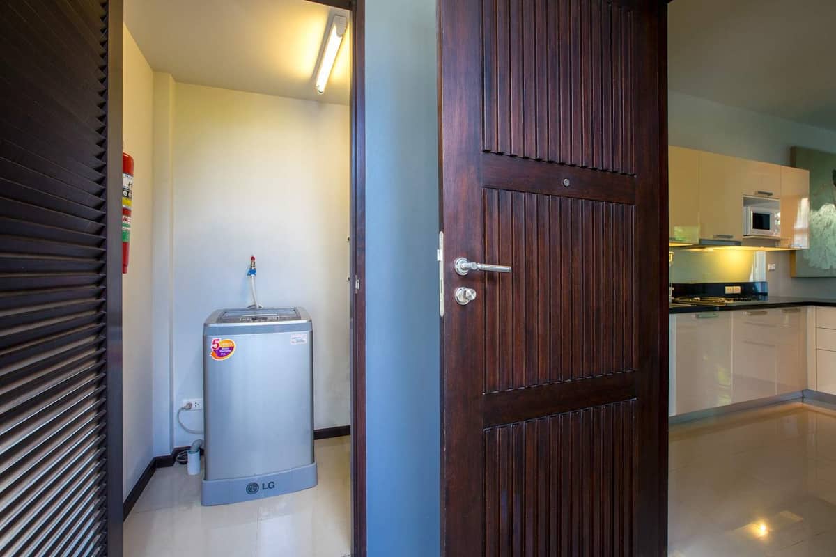 Rent villa IORAMA, Thailand, Phuket, Nai Harn | Villacarte