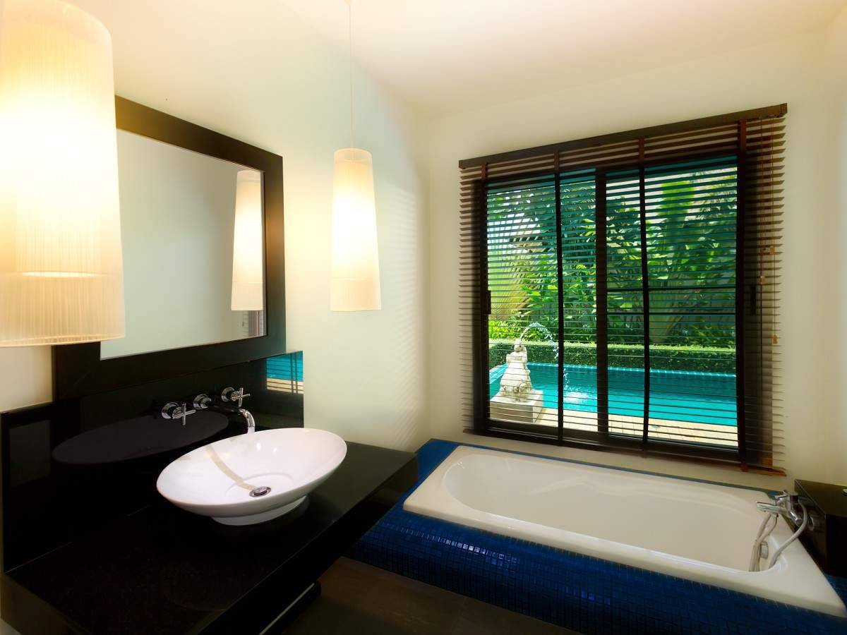 Rent villa Kaheru, Thailand, Phuket, Nai Harn | Villacarte