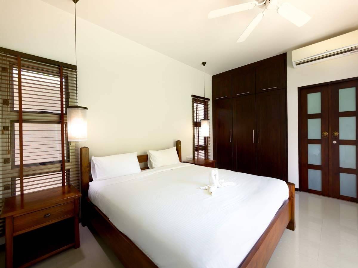 Rent villa Kaheru, Thailand, Phuket, Nai Harn | Villacarte