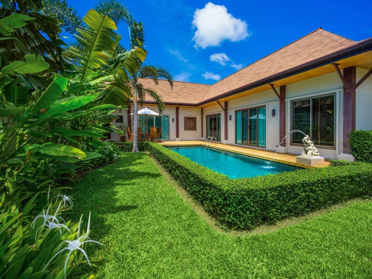 Rent villa Kaheru, Thailand, Phuket, Nai Harn | Villacarte