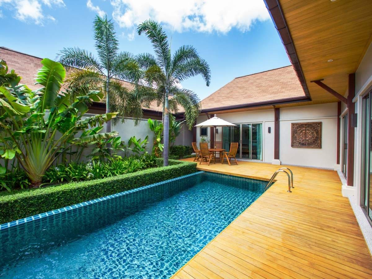 Rent villa Kaheru, Thailand, Phuket, Nai Harn | Villacarte