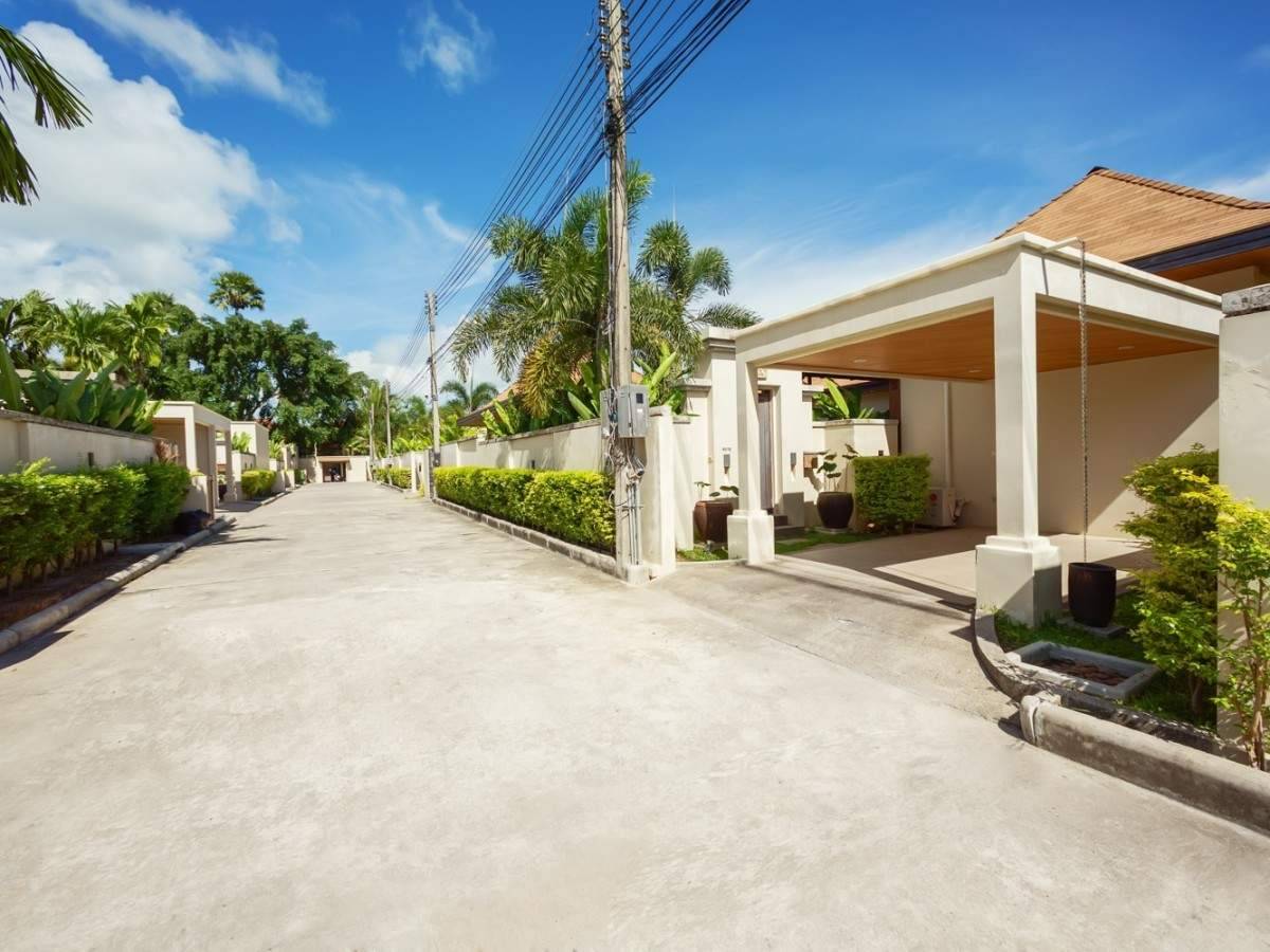 Rent villa Ariwiki, Thailand, Phuket, Nai Harn | Villacarte