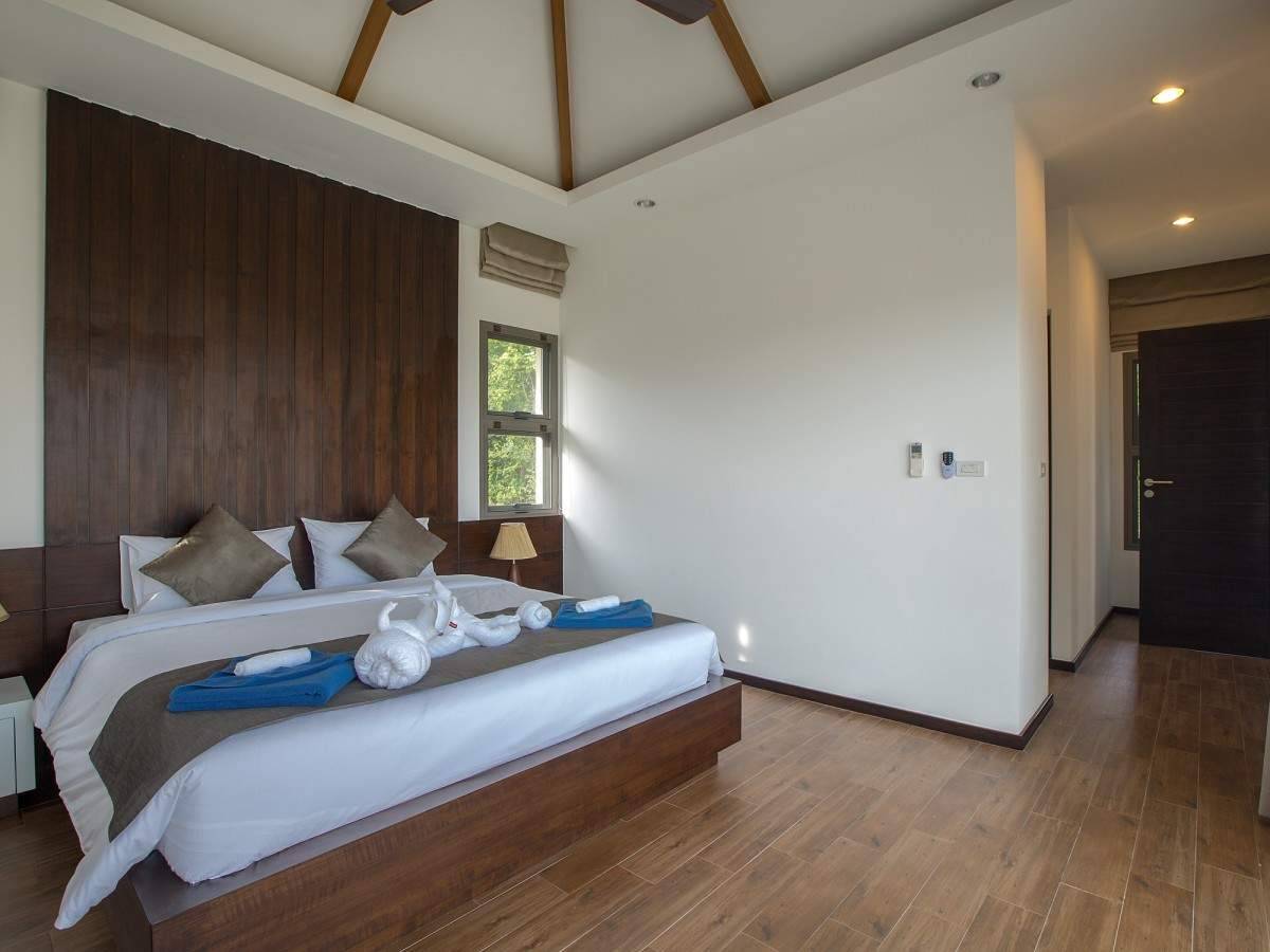 Rent villa Sipura, Thailand, Phuket, Nai Harn | Villacarte
