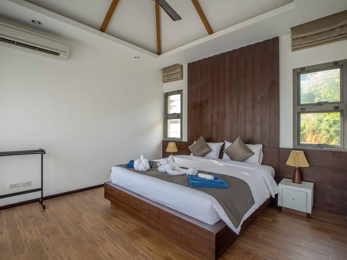 Rent villa Sipura, Thailand, Phuket, Nai Harn | Villacarte