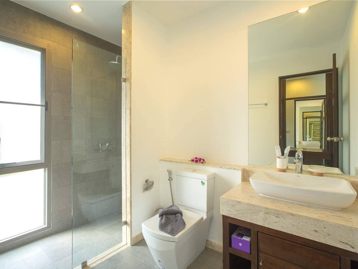Rent villa Siau, Thailand, Phuket, Nai Harn | Villacarte