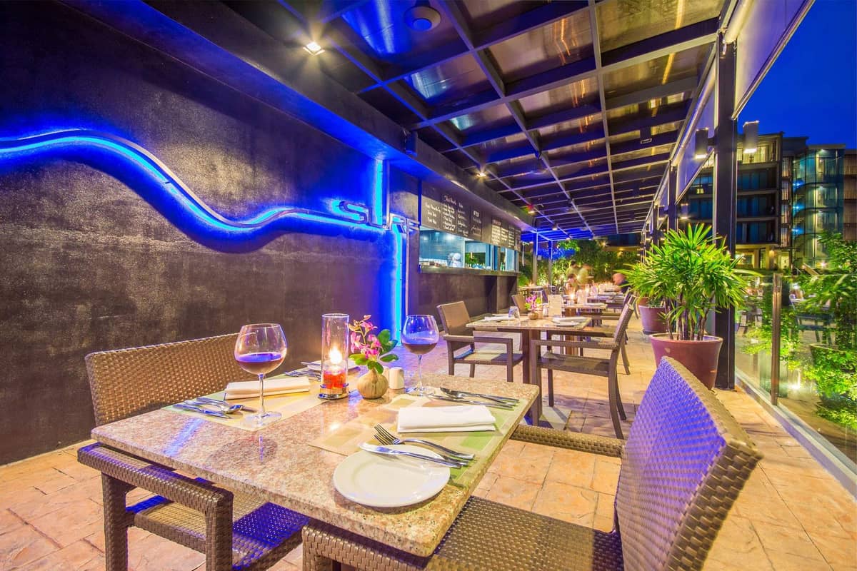 Rent villa Sunsuri Phuket, Thailand, Phuket, Nai Harn | Villacarte
