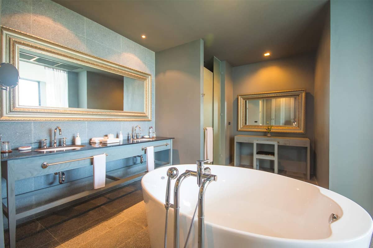 Rent villa Sunsuri Phuket, Thailand, Phuket, Nai Harn | Villacarte