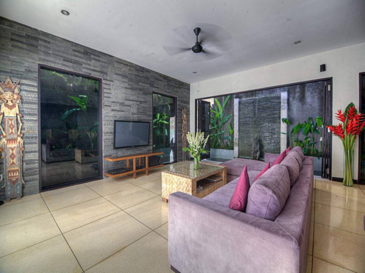 Rent villa Augusta, Indonesia, Bali, Seminjak | Villacarte
