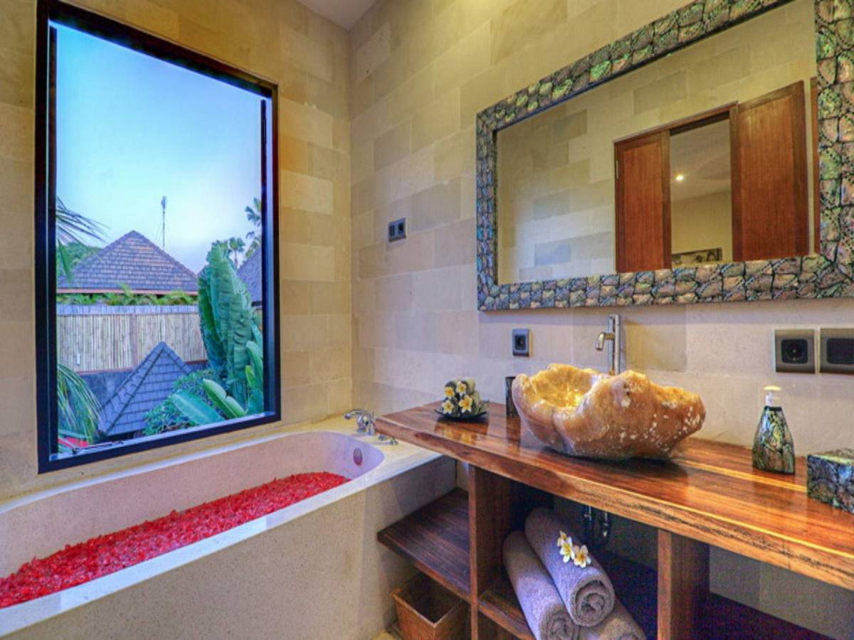 Rent villa Augusta, Indonesia, Bali, Seminjak | Villacarte