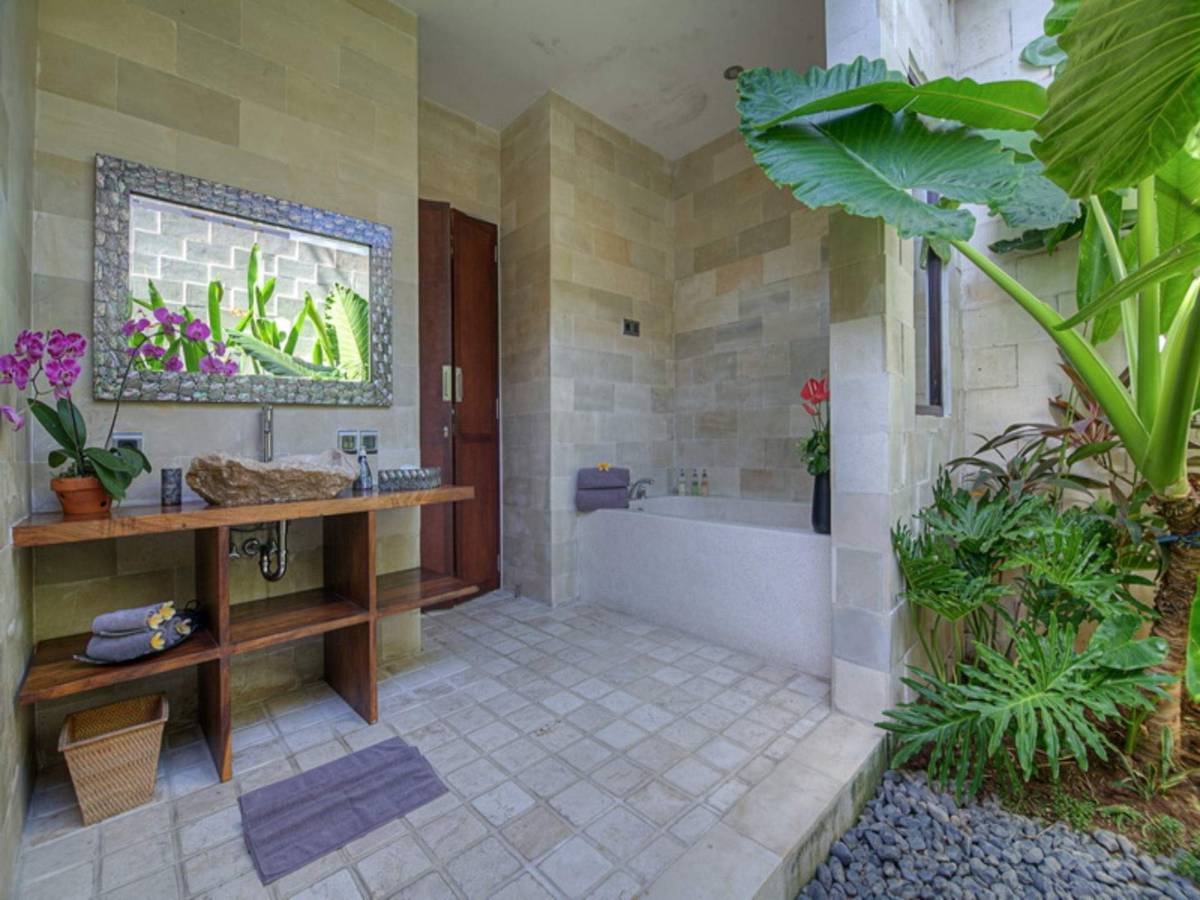 Rent villa Augusta, Indonesia, Bali, Seminjak | Villacarte