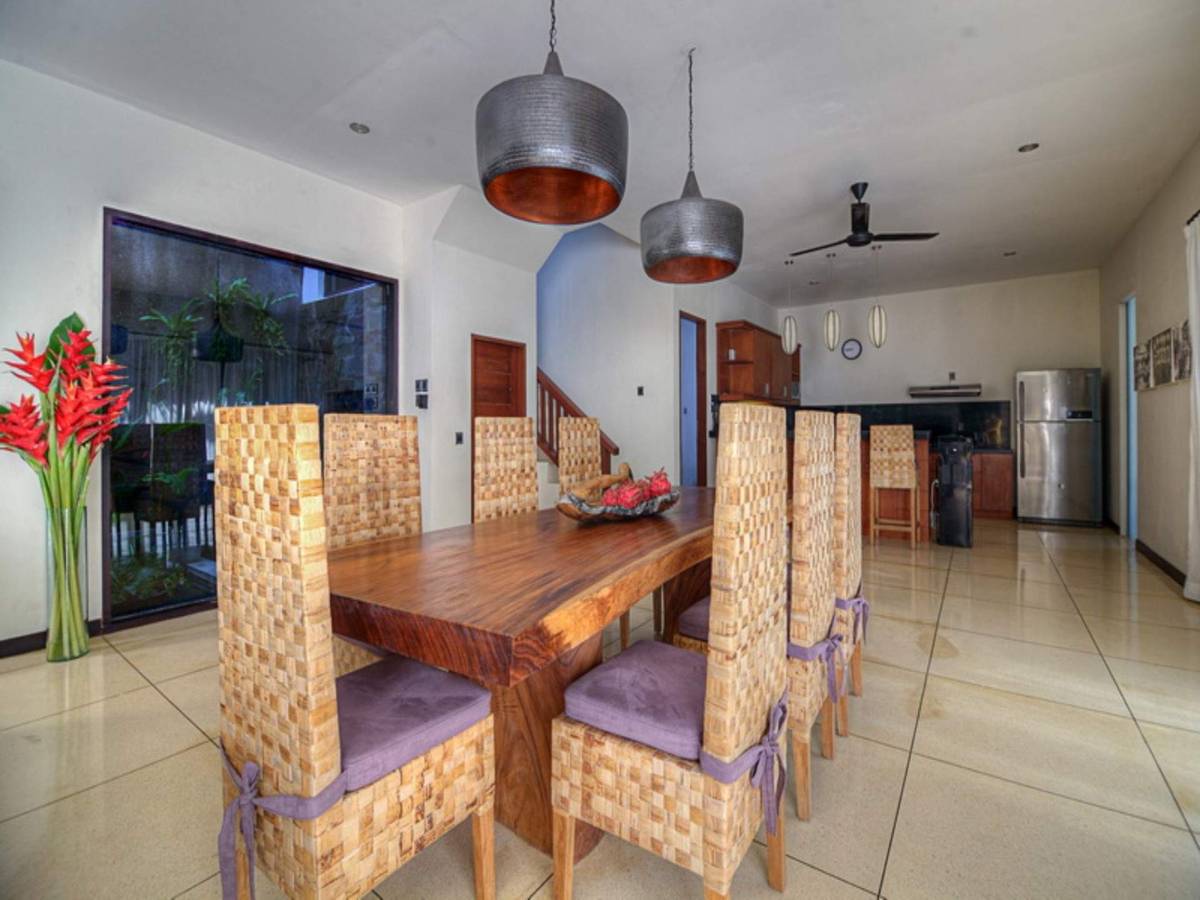 Rent villa Augusta, Indonesia, Bali, Seminjak | Villacarte