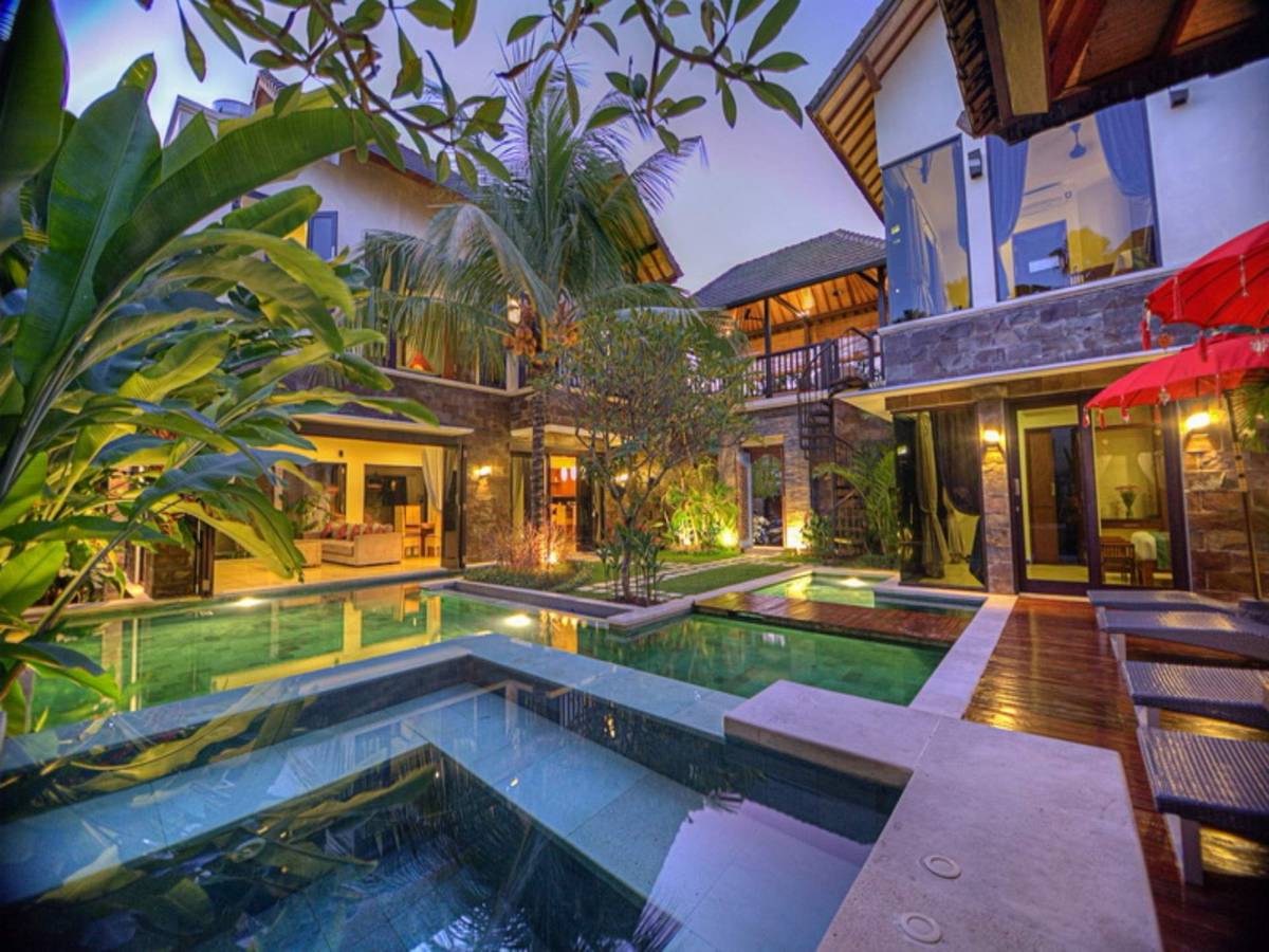 Rent villa Augusta, Indonesia, Bali, Seminjak | Villacarte