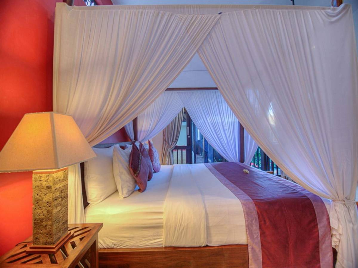 Rent villa Augusta, Indonesia, Bali, Seminjak | Villacarte