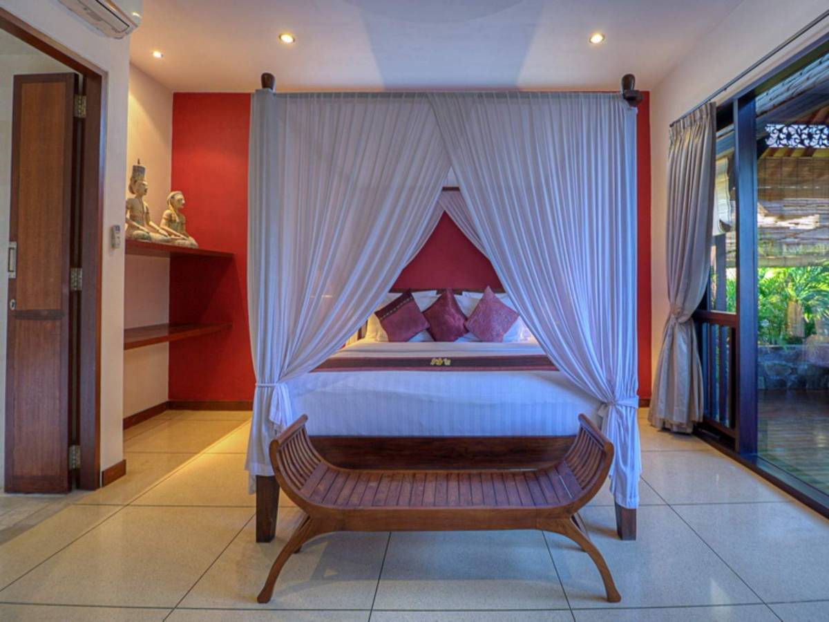 Rent villa Augusta, Indonesia, Bali, Seminjak | Villacarte