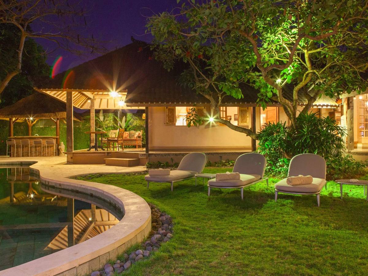 Rent villa Louise, Indonesia, Bali, Seminjak | Villacarte