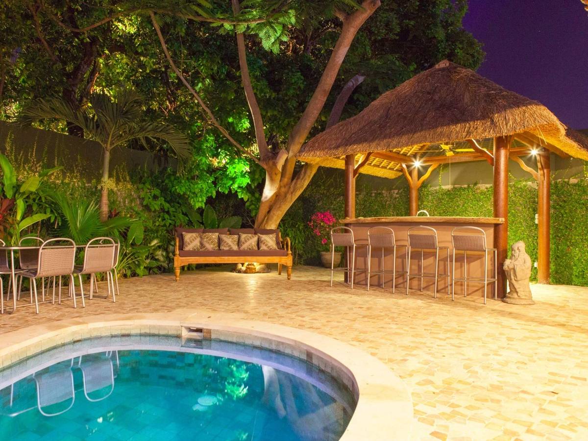 Rent villa Louise, Indonesia, Bali, Seminjak | Villacarte