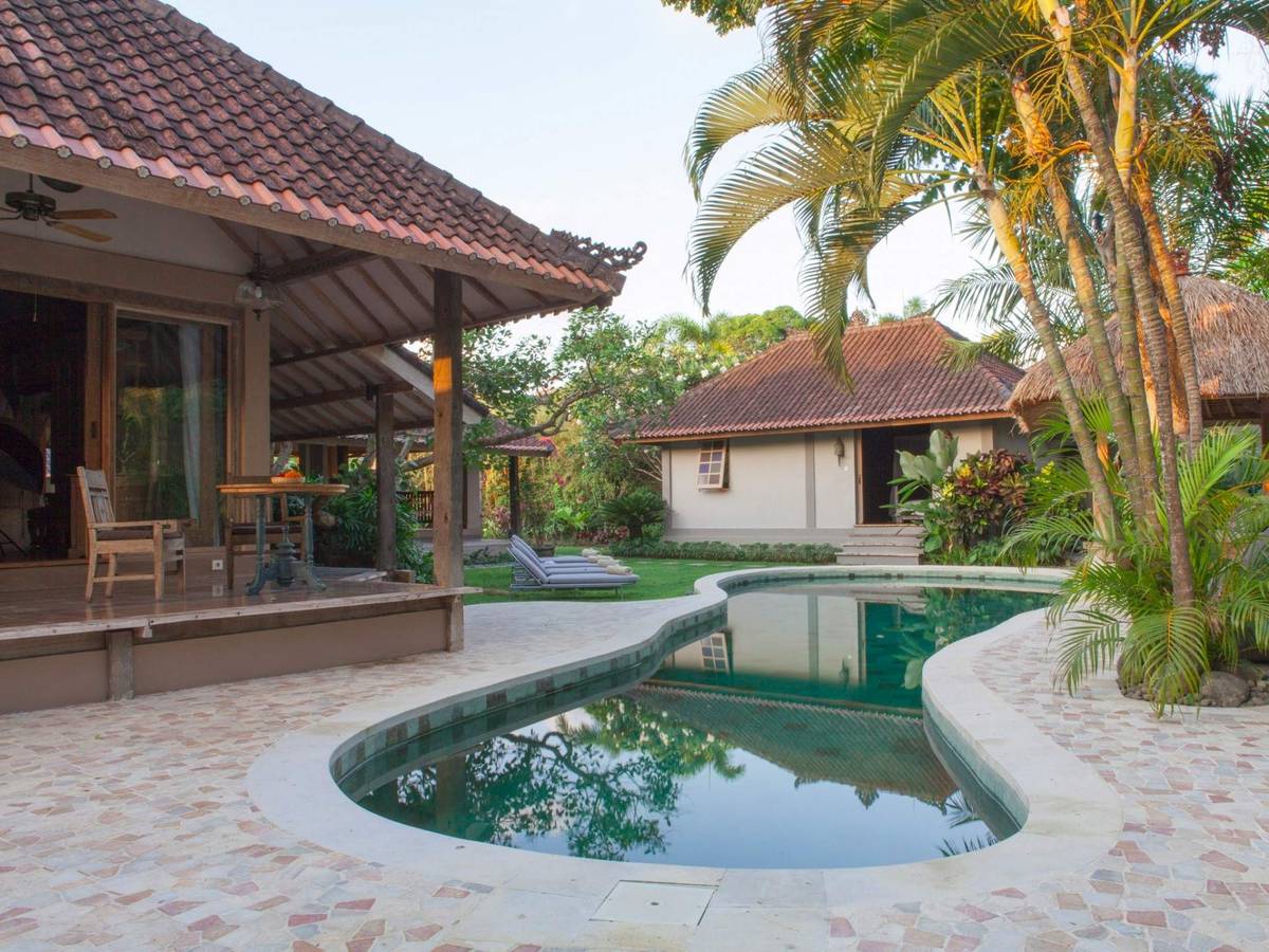Rent villa Louise, Indonesia, Bali, Seminjak | Villacarte