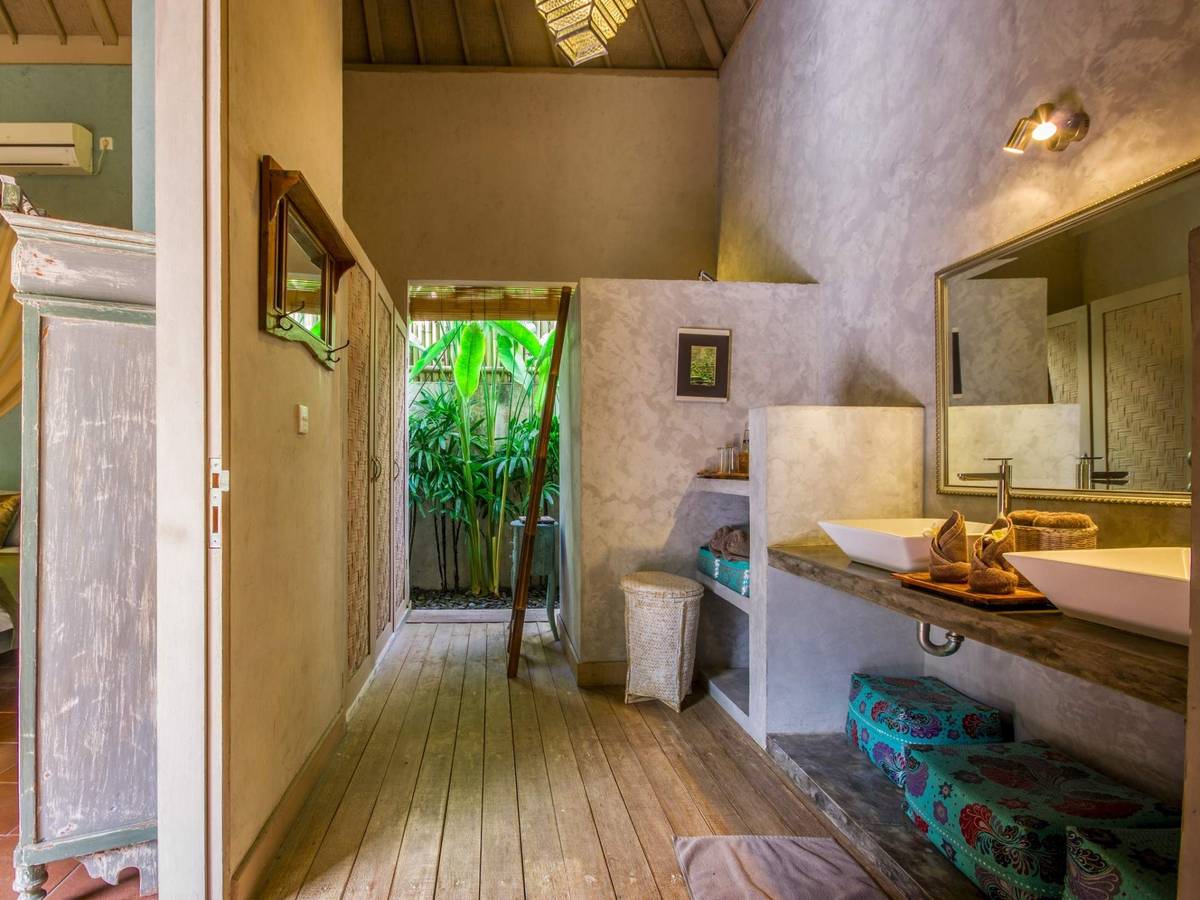 Rent villa Natalia, Indonesia, Bali, Seminjak | Villacarte