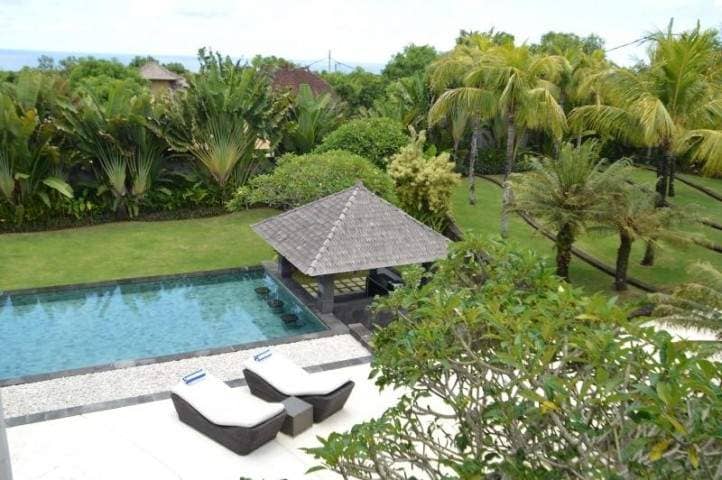 Rent villa Amalia, Indonesia, Bali, Uluvatu | Villacarte