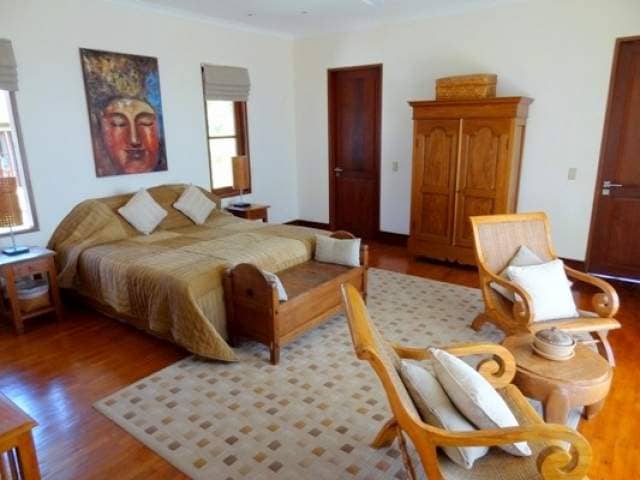 Rent villa rowena, Indonesia, Bali, Bukit | Villacarte