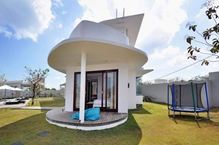 Rent villa Irina, Indonesia, Bali, Bukit | Villacarte