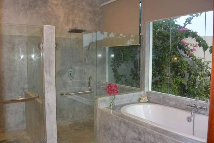 Rent villa Irina, Indonesia, Bali, Bukit | Villacarte