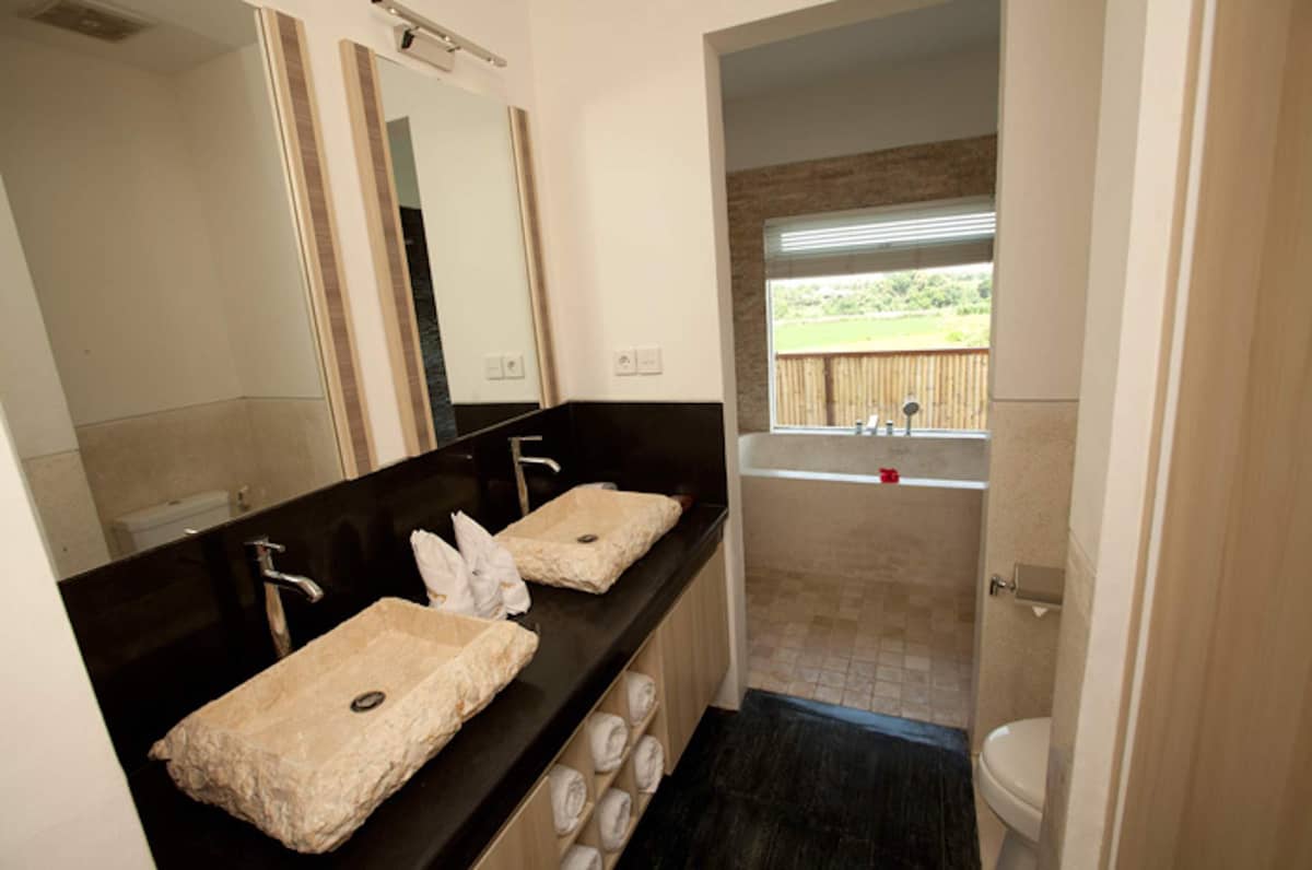 Rent villa rose, Indonesia, Bali, Seminjak | Villacarte