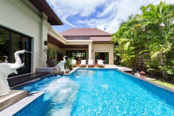 Продажа недвижимости Baan-Bua Thai Balinese Custom Villa, Таиланд, Пхукет, Най Харн | Villacarte