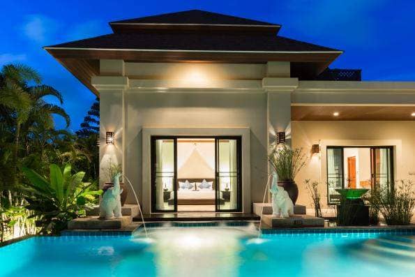Продажа недвижимости Baan-Bua Thai Balinese Custom Villa, Таиланд, Пхукет, Най Харн | Villacarte