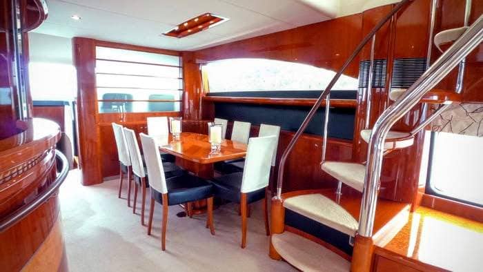 head.service.yacht.title
