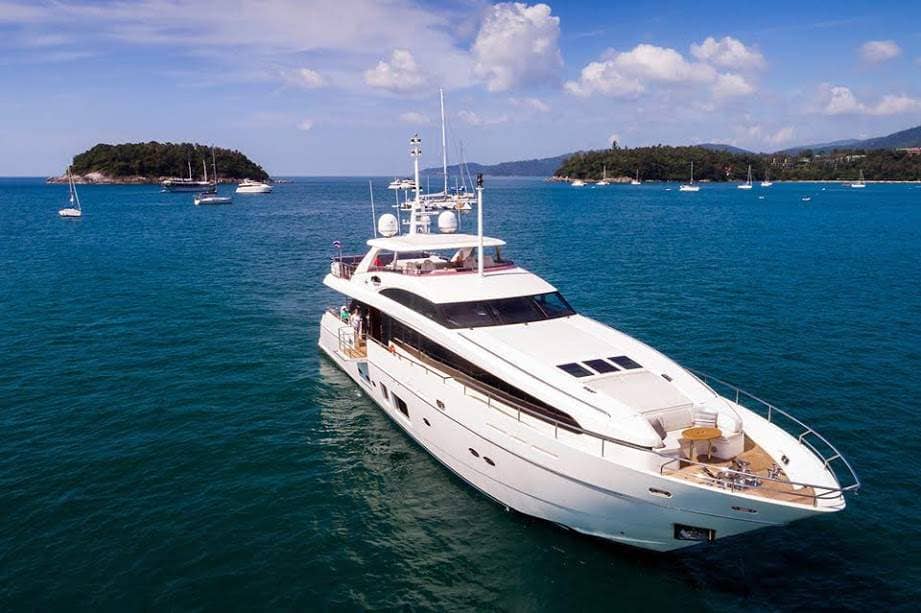 head.service.yacht.title