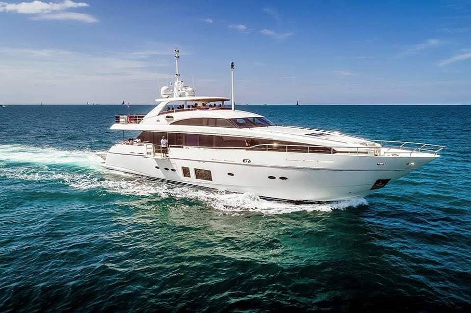 head.service.yacht.title