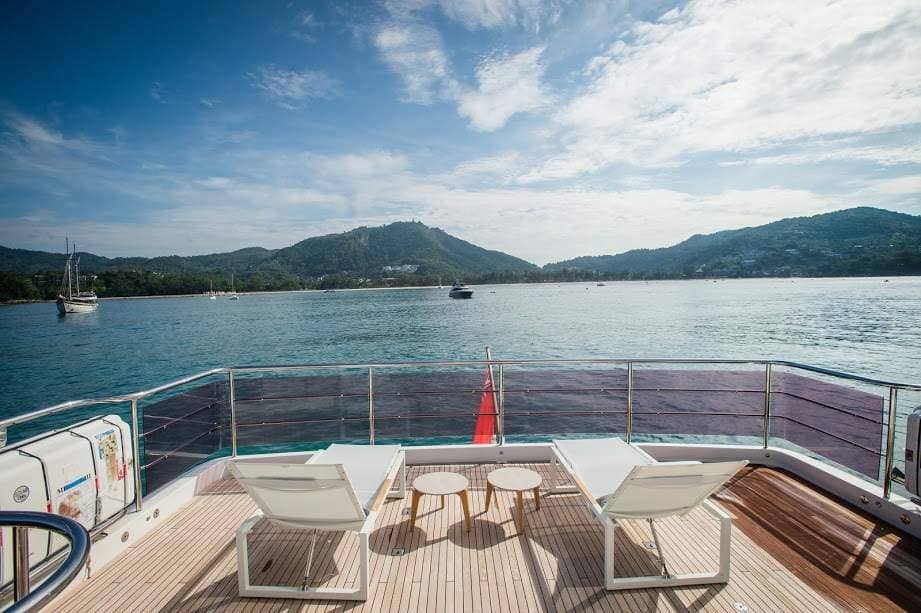 head.service.yacht.title