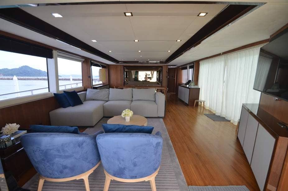 head.service.yacht.title