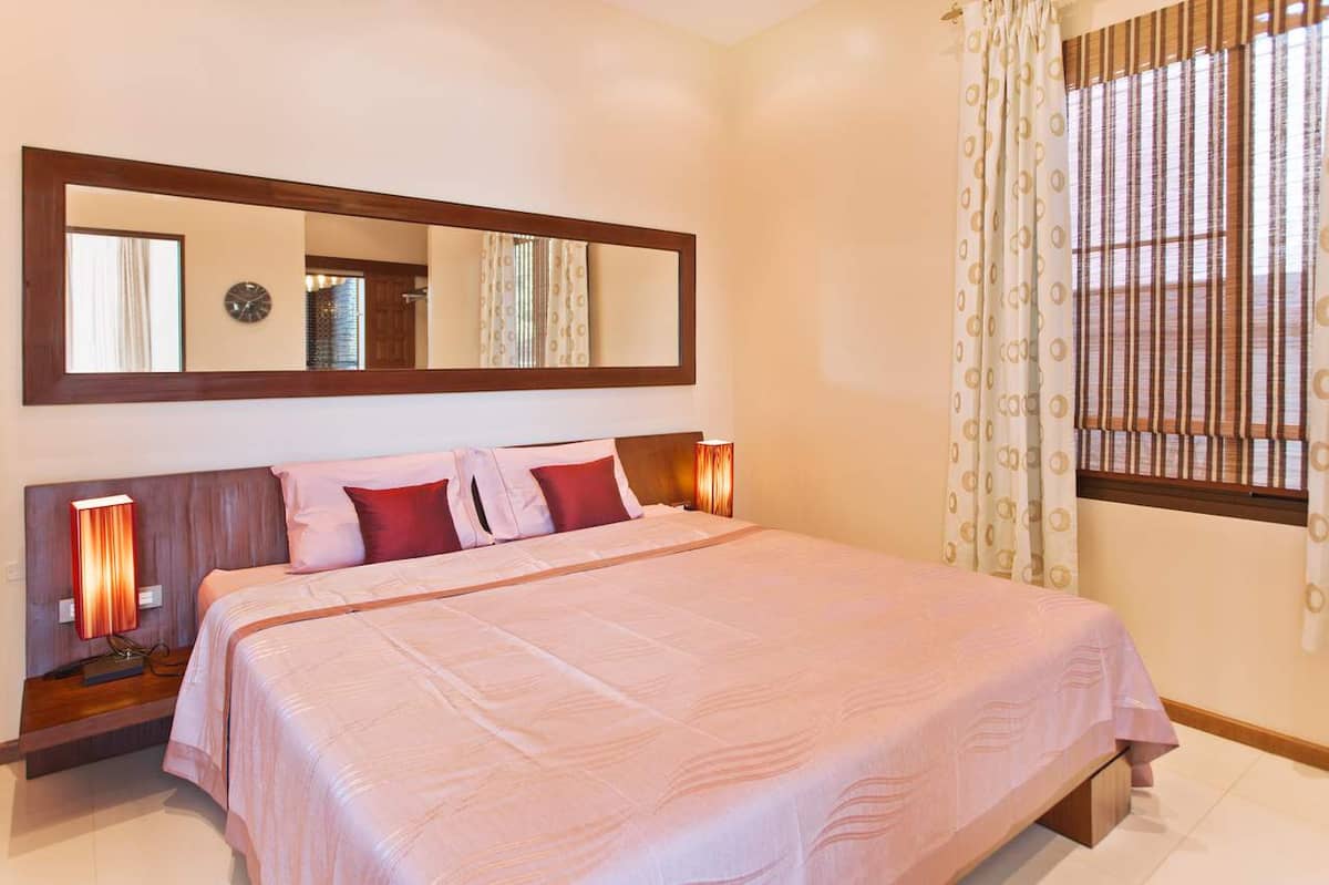 Rent villa Rock Pool Villa, Thailand, Phuket, Nai Harn | Villacarte