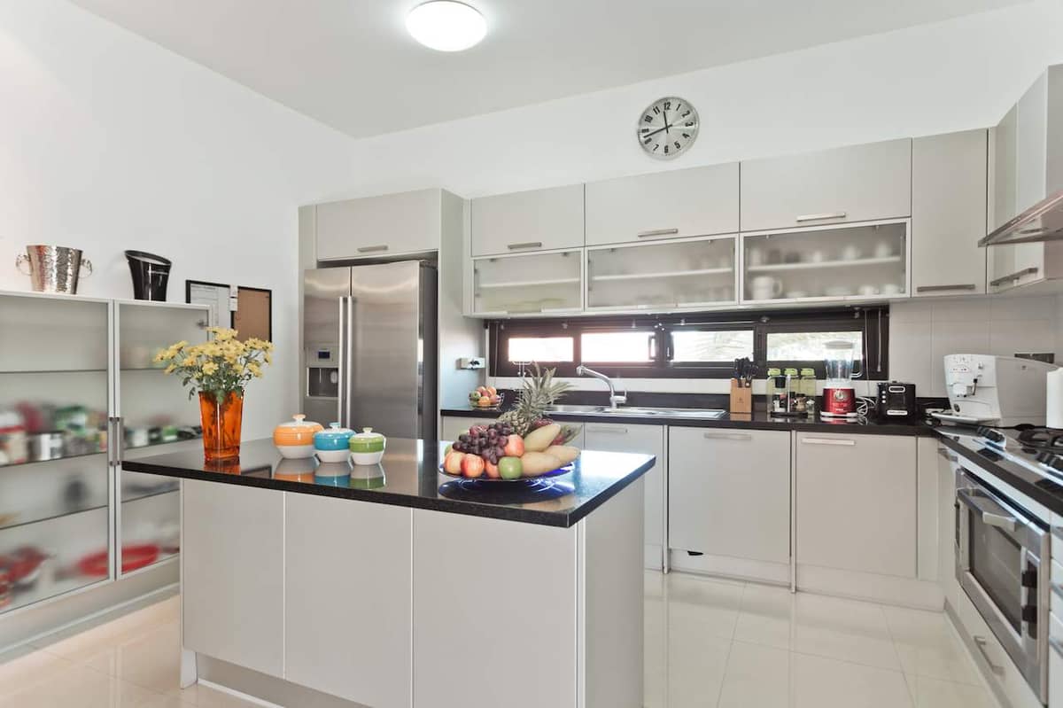 Rent villa Rock Pool Villa, Thailand, Phuket, Nai Harn | Villacarte