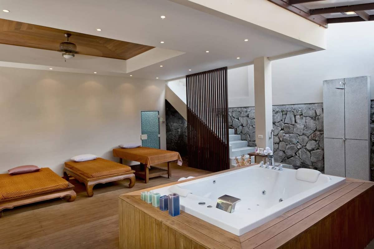 Rent villa Rock Pool Villa, Thailand, Phuket, Nai Harn | Villacarte