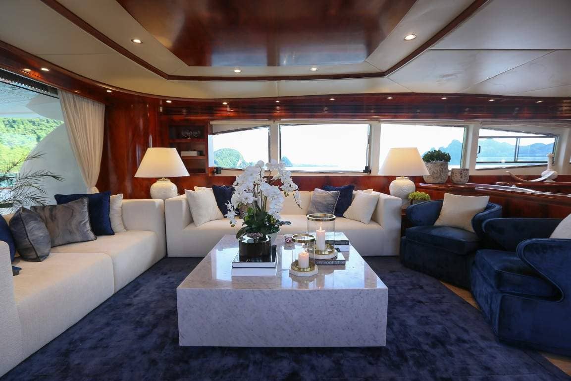 Astondoa 102 GLX, Cruise Ship, booking, rent | Villacarte