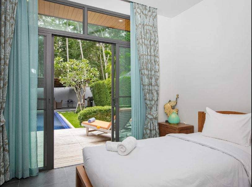Rent villa Natuna, Thailand, Phuket, Nai Harn | Villacarte