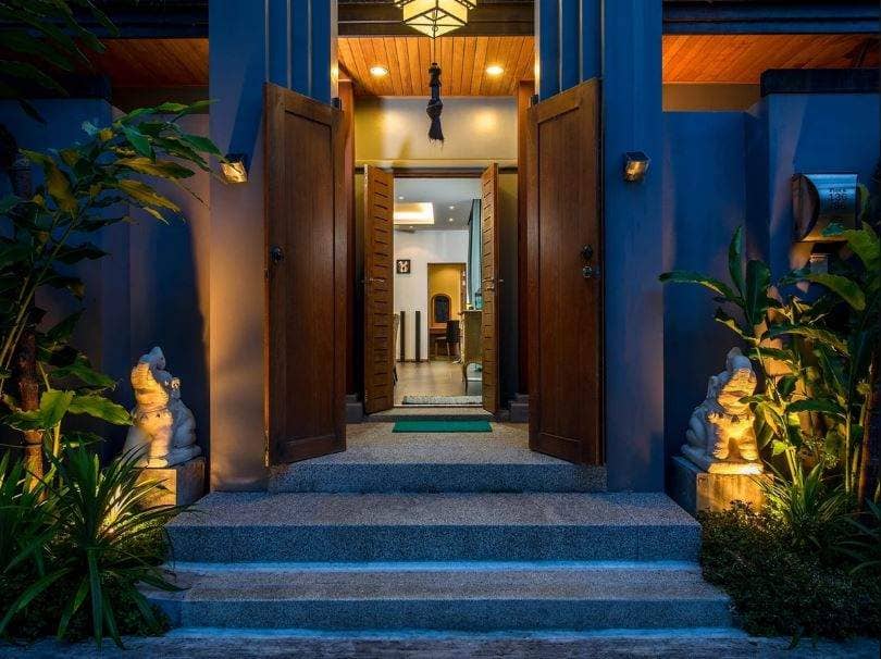 Rent villa Natuna, Thailand, Phuket, Nai Harn | Villacarte