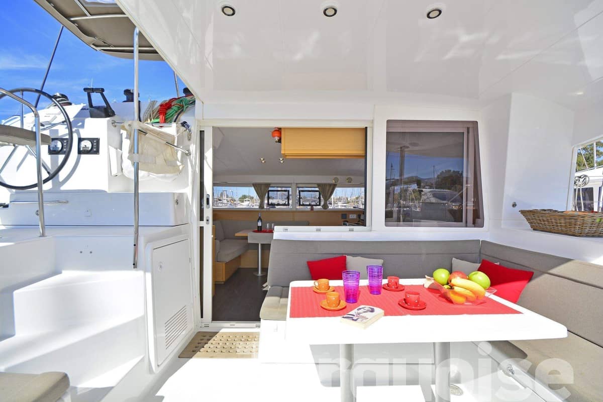 Lagoon 400 S2, Catamaran, booking, rent | Villacarte