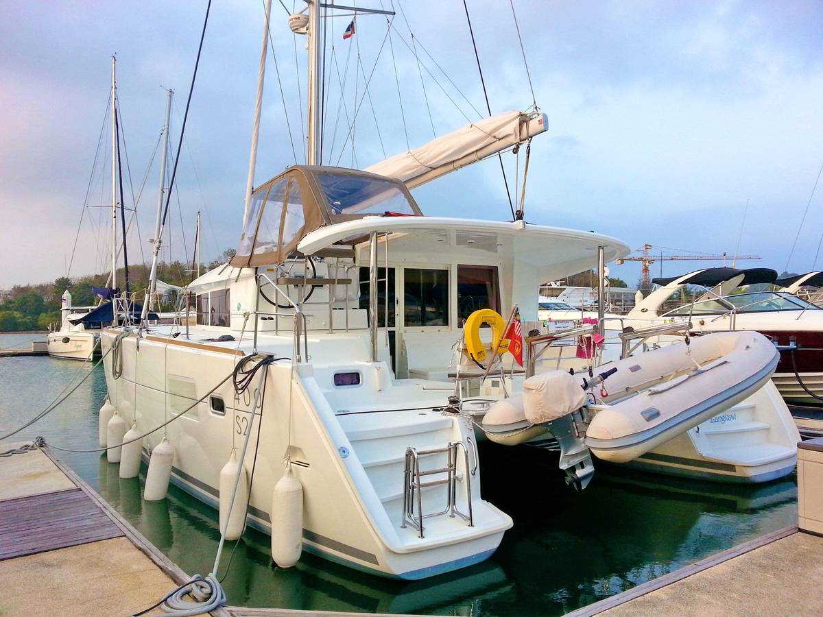 Lagoon 400 S2, Catamaran, booking, rent | Villacarte