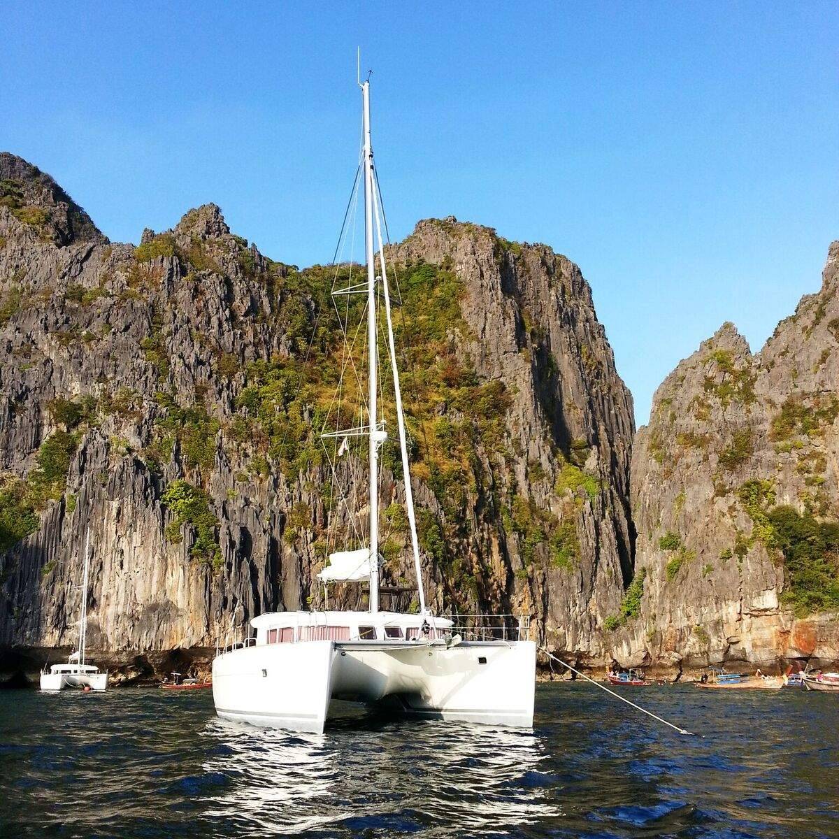 Lagoon 400 S2, Catamaran, booking, rent | Villacarte