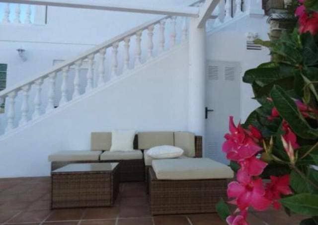 Продажа отеля Genevieve, Испания, Коста Бланка, Кальпе | Villacarte