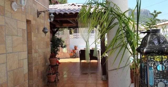 Продажа отеля Genevieve, Испания, Коста Бланка, Кальпе | Villacarte