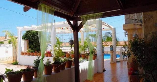 Продажа отеля Genevieve, Испания, Коста Бланка, Кальпе | Villacarte